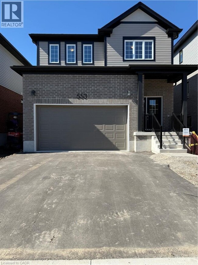 Building Photo - 553 Balsam Poplar St