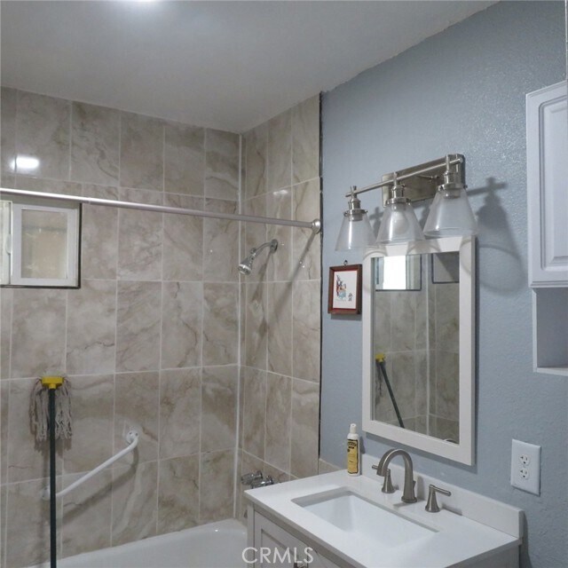 Foto del edificio - 403 E 97th St