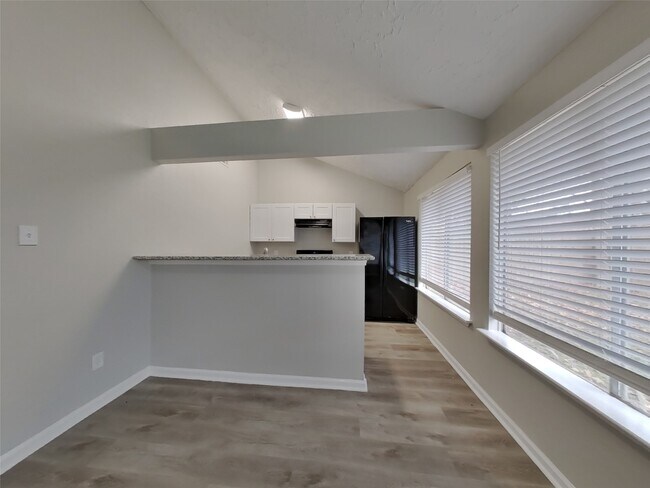 Foto del edificio - 10919 Almond Grove