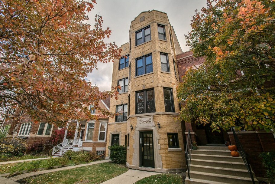 Primary Photo - 2735 N Francisco Ave