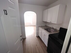 Building Photo - 408 N Wayne St