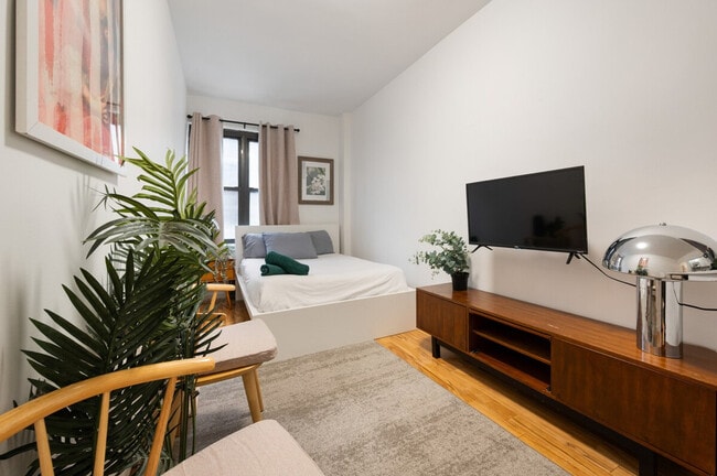 Foto del edificio - 42 Lexington Ave