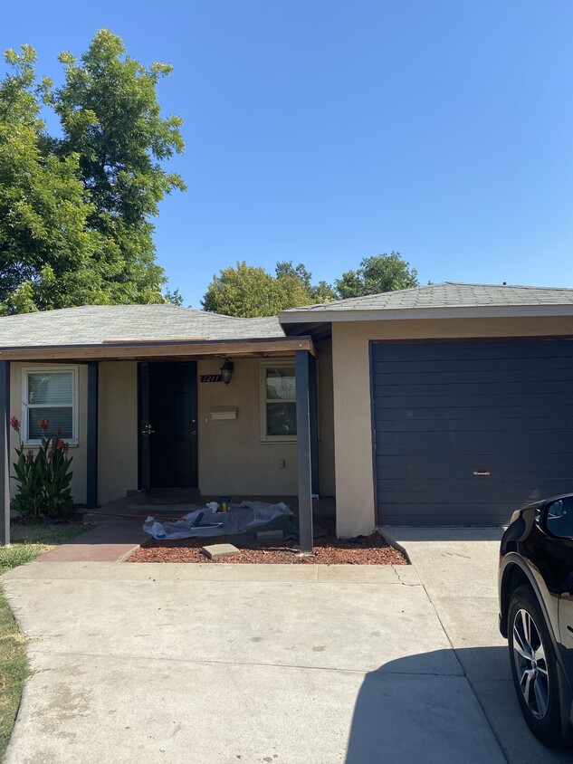 1211 E Lansing Way, Fresno, CA 93704 House Rental in Fresno, CA