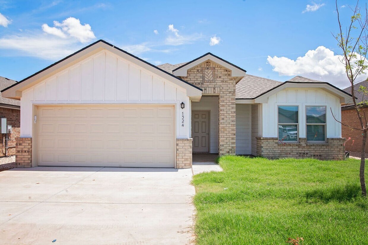 Foto principal - New Construction Perfection – $2,499