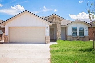 Building Photo - 1324 Bajada St