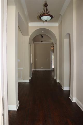 Foto del edificio - 6899 Branch Trail