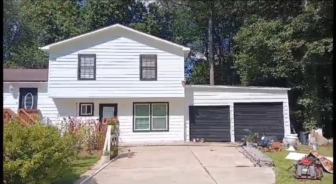 Foto del edificio - 1822 Silver Leaf Dr