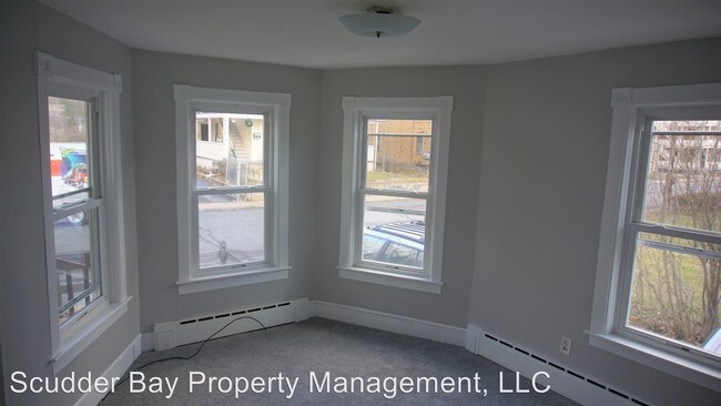 Building Photo - 54 Fairlawn Ave