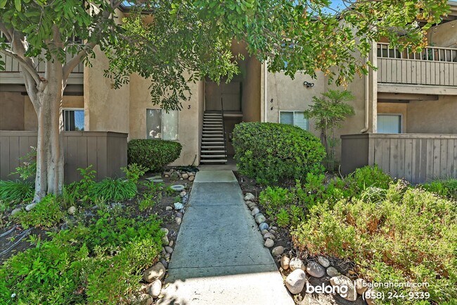 Building Photo - 9175 Campina Dr