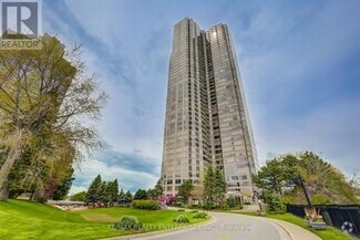 Building Photo - 1-501 Palace Pier Ct