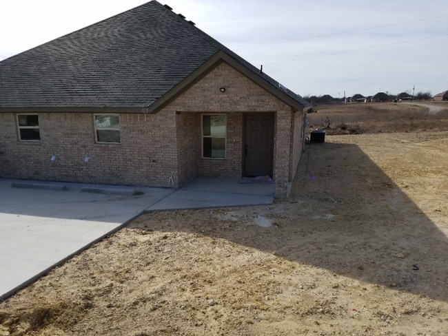 Building Photo - 101 Crossfire Ct