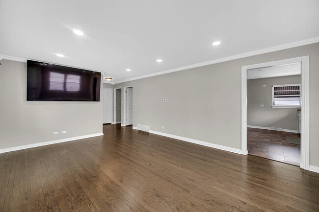 Foto del edificio - 1107 Campbell Ave
