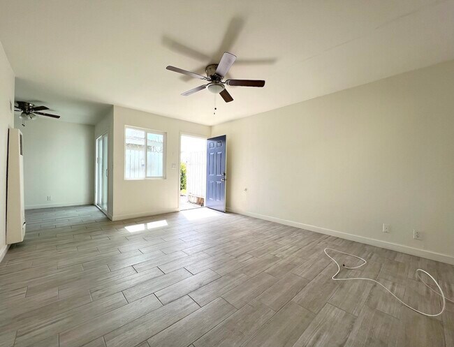 Building Photo - 1803 E Lomita Ave