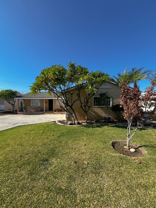 Foto principal - Quiet Hacienda Heights 4 Bed 2 Bath House ...