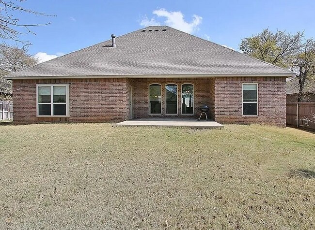 Foto del edificio - 13123 Red Oak Dr