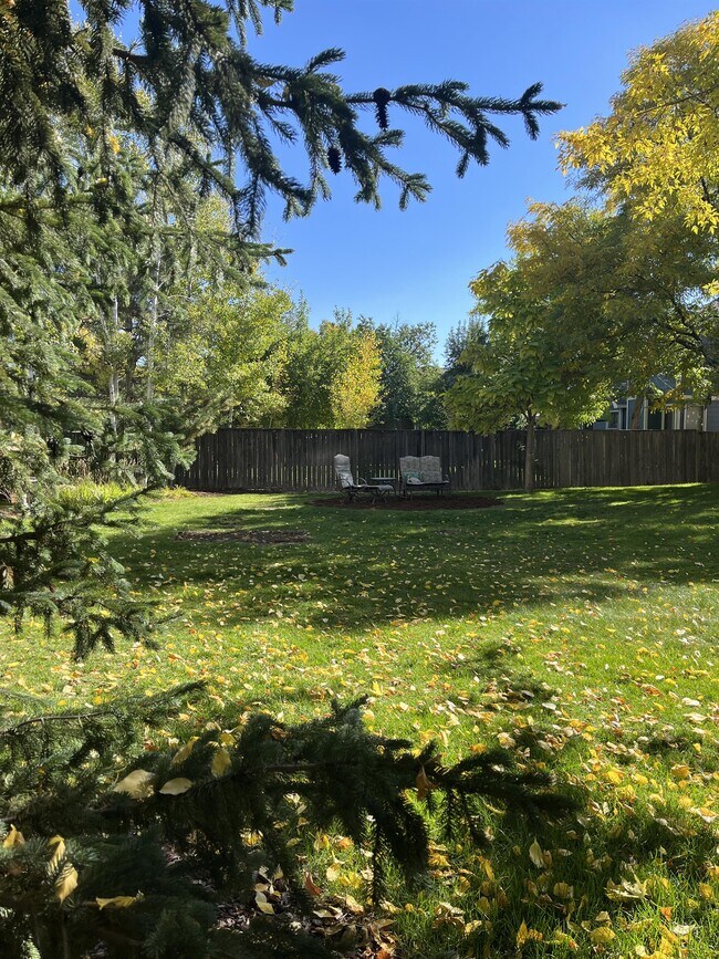 Building Photo - 2032 Prairie View Ct