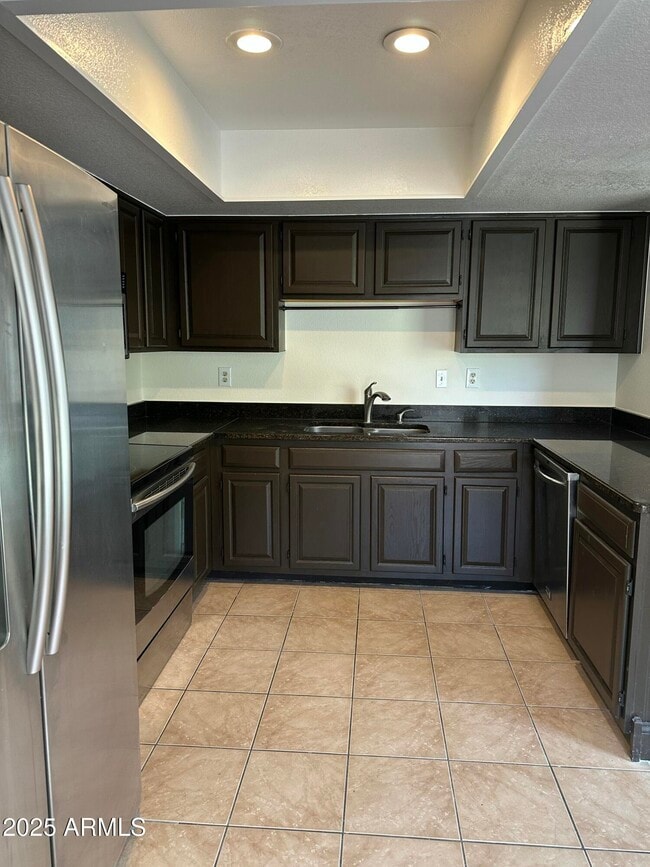 Foto del edificio - 9790 N 94th Pl