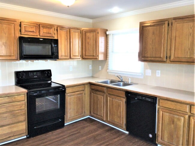 Foto del edificio - 4341 Becks Park Ln