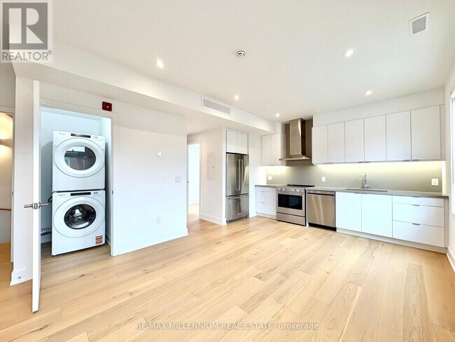Photo du bâtiment - 155 Dovercourt Rd