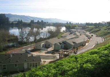 Building Photo - Villas Del Paraiso