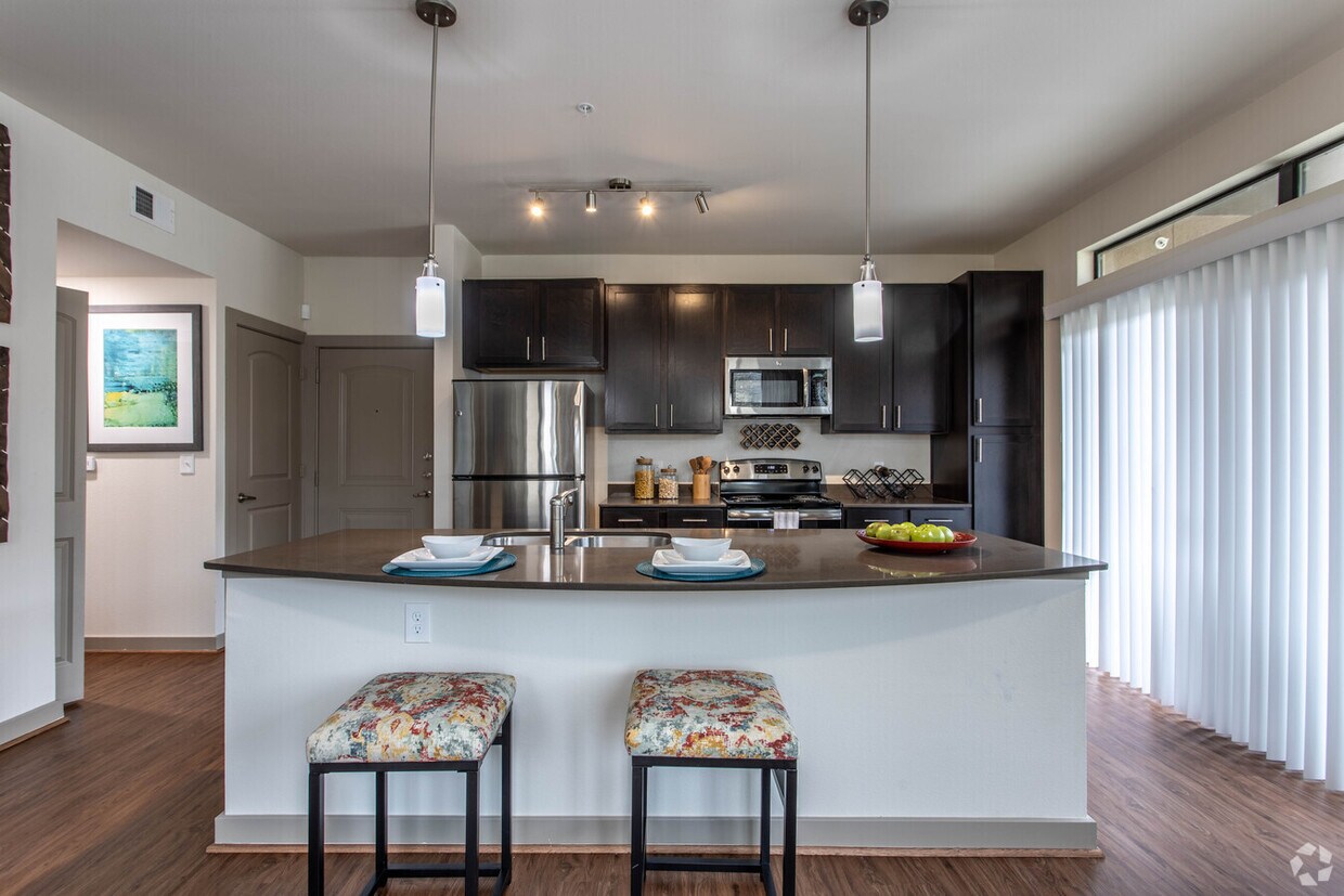 Foto principal - Get Up to 6 Weeks Free – Your New Home Is ...
