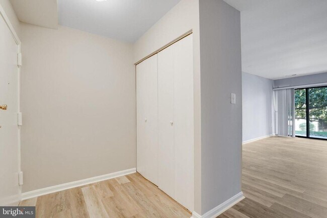 Foto del edificio - 3107 Buccaneer Ct