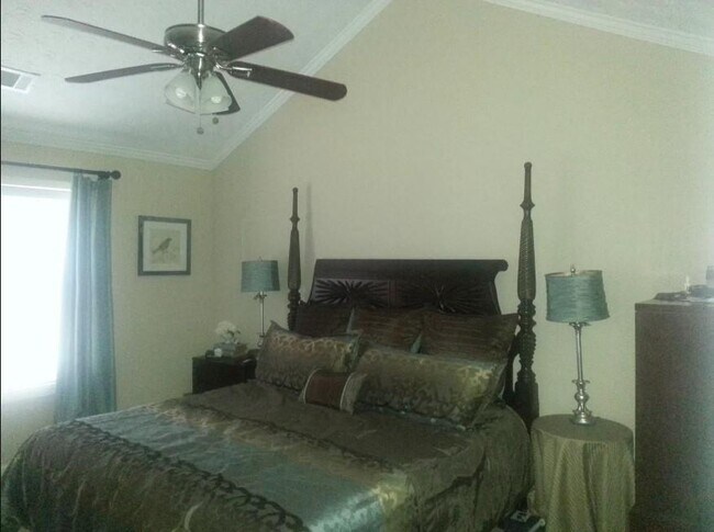 Foto del edificio - 1438 Wilkes Ive Dr