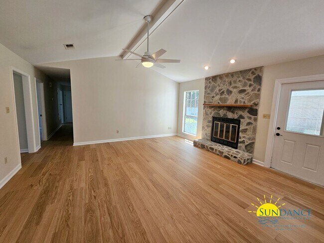 Foto del edificio - Charming 3-Bedroom Home in Destin!