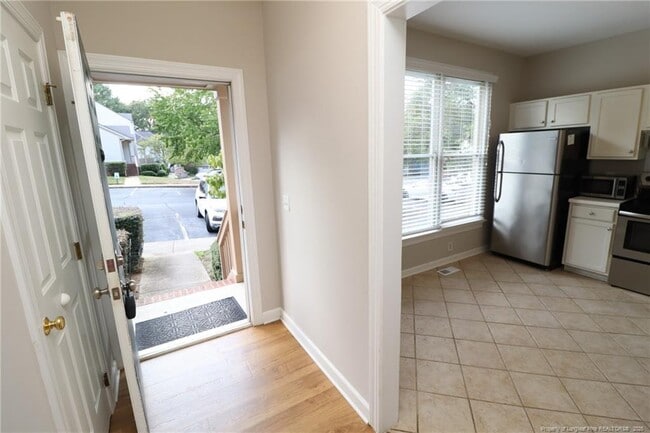 Building Photo - 114 Windward Ct