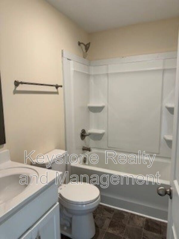 Building Photo - 155 Mace Ln