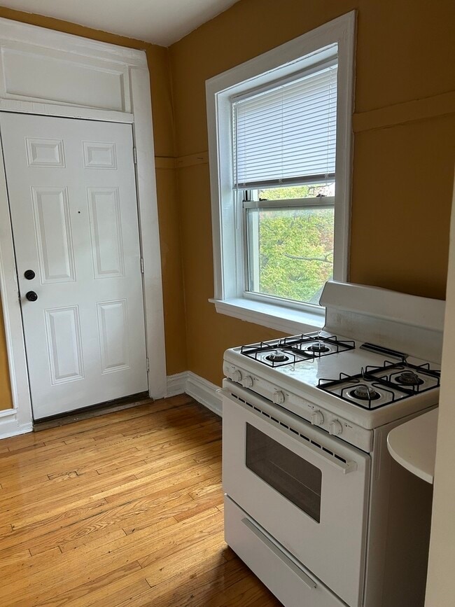 Building Photo - 4955 N Whipple St