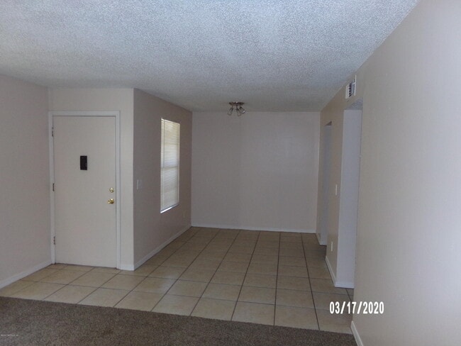 Building Photo - 476 Bentwood Ln