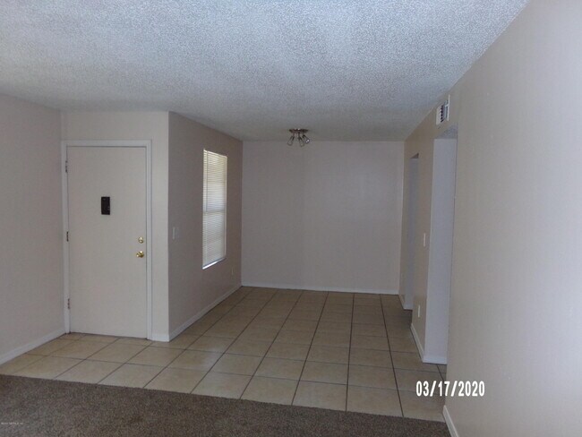 Foto del edificio - 476 Bentwood Ln