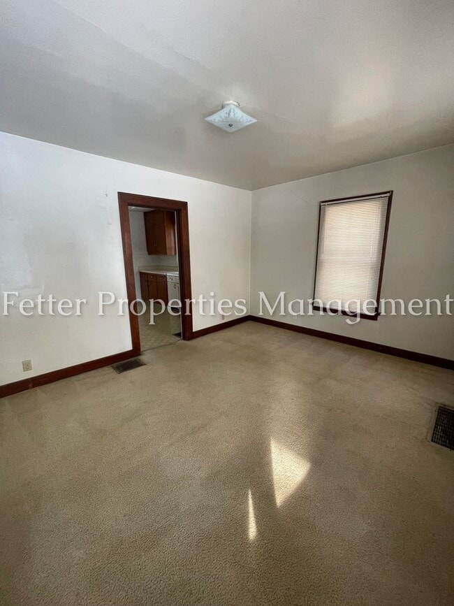 Building Photo - First Month's Rent Half Price!