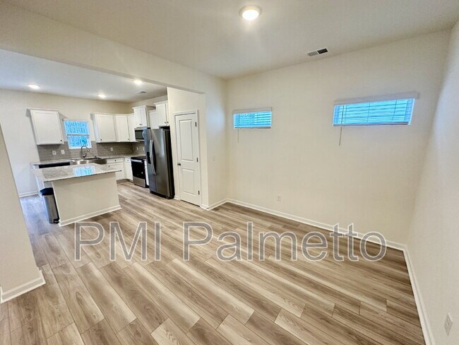 Foto del edificio - 314 Griffon Dr