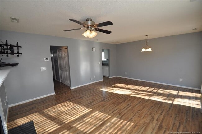 Building Photo - 202 Thorncrest Dr