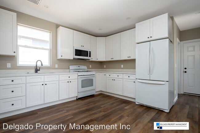 Building Photo - 2 br, 1 bath House - 211 Florida St