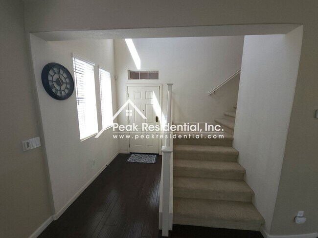 Foto del edificio - 3 br, 2.5 bath House - 5384 Baccus Wy