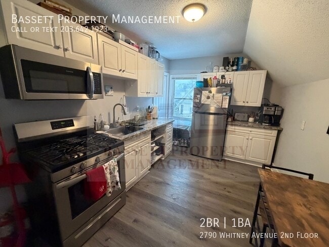 Foto del edificio - 2790 Whitney Ave