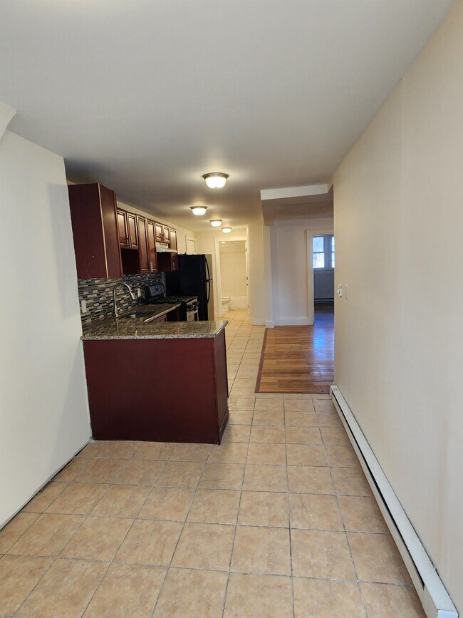 Building Photo - 205-207 S Hyde Park Ave
