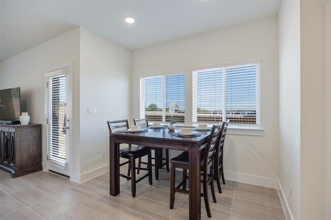 Building Photo - 322 Furlong Dr