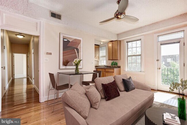 Foto del edificio - 1401 Columbia Rd NW