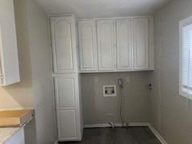 Foto del edificio - 3 Bedroom Home located on Indy's eastside