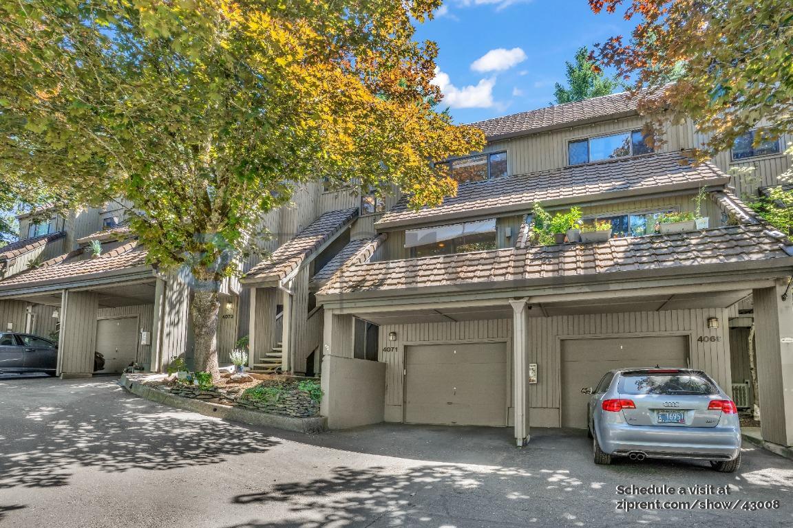 Foto principal - 4071 Jefferson Pkwy