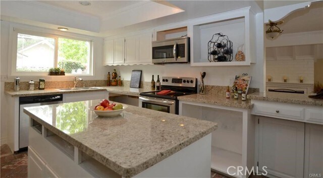 Foto del edificio - 3342 Oak Knoll Dr