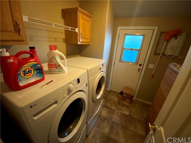 Building Photo - 4362 Avocado Ave