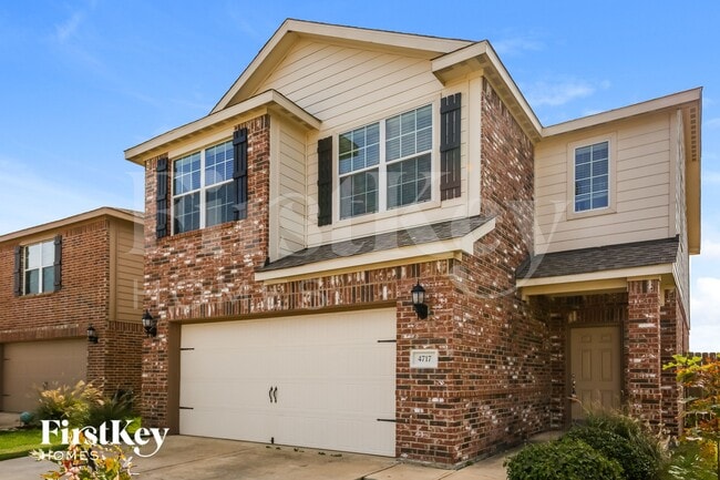 Building Photo - 4717 Cedar Springs Dr