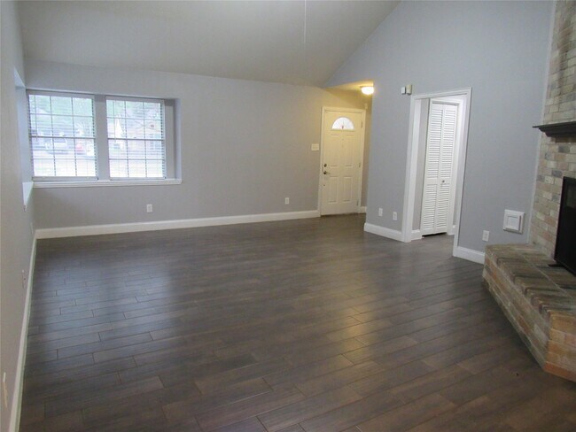 Foto del edificio - 22710 Leedstown Ln