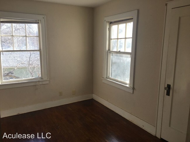 Building Photo - 2 br, 1 bath Apartment - 419 e 6th 419 - 421
