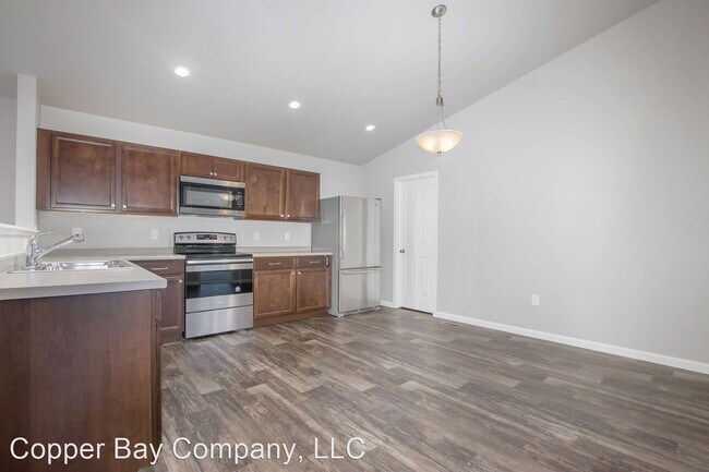 Building Photo - 4 br, 2 bath House - 16607 Bedington Drive